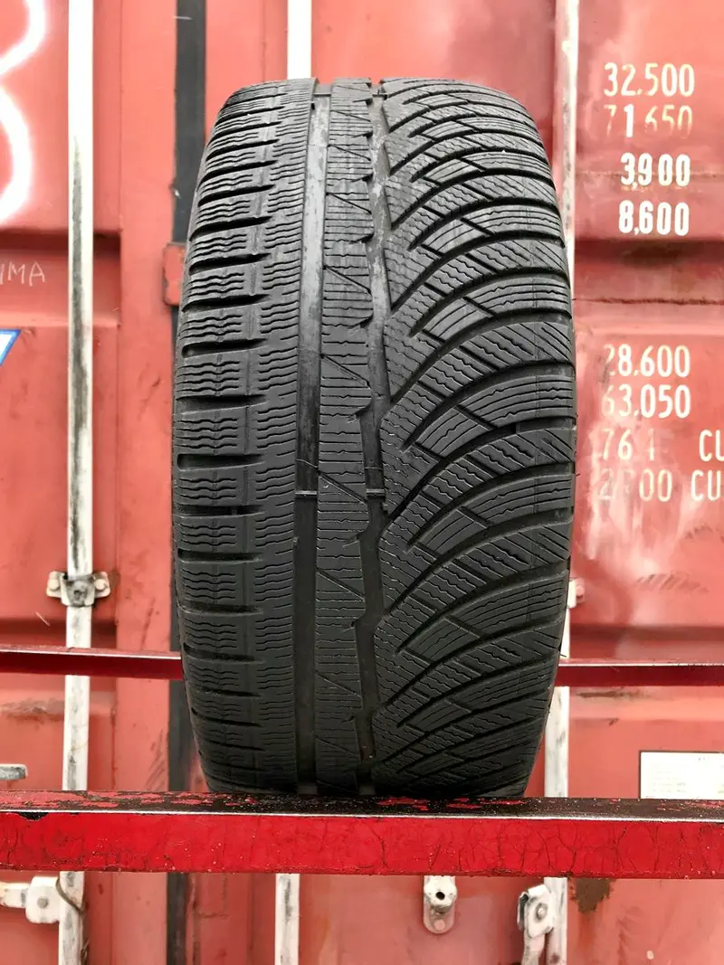 Б/у шина 235/40 R18 Michelin Pilot Alpin PA 4