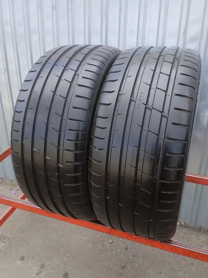 Пара б/у шин 235/40 R18 Nokian Powerproof, фото 1