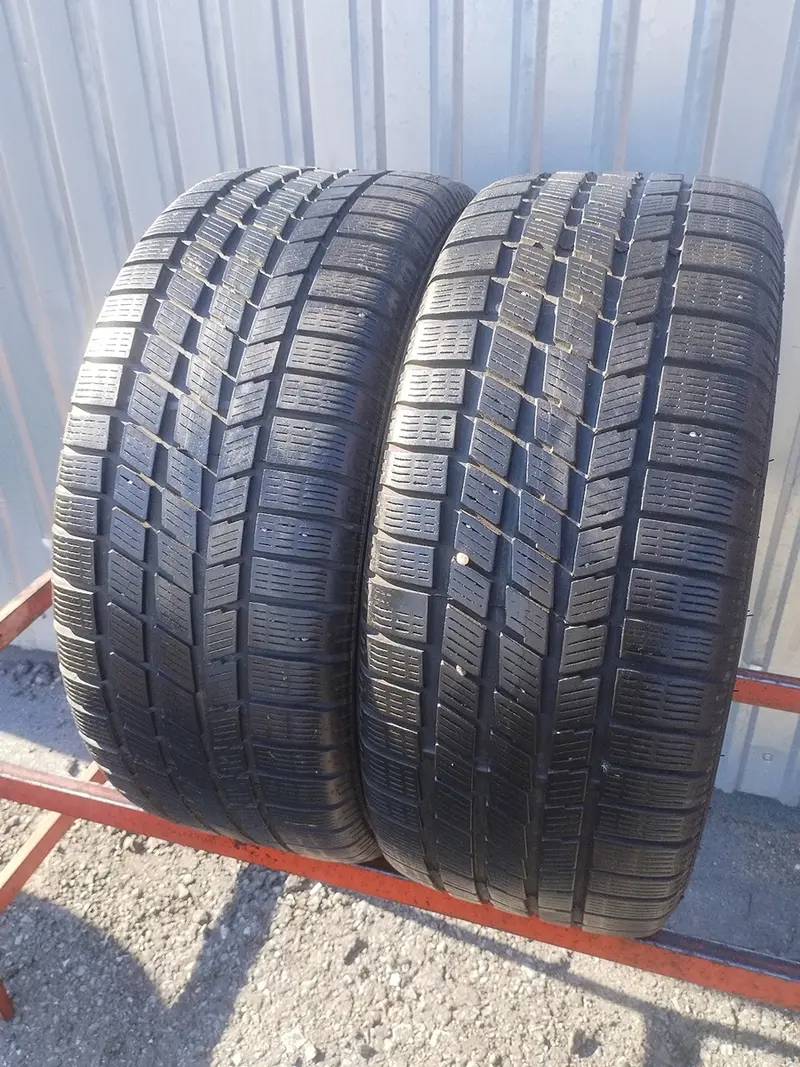 Пара б/у шин 235/40 R18 Pirelli Winter 240 Snowsport, фото 1