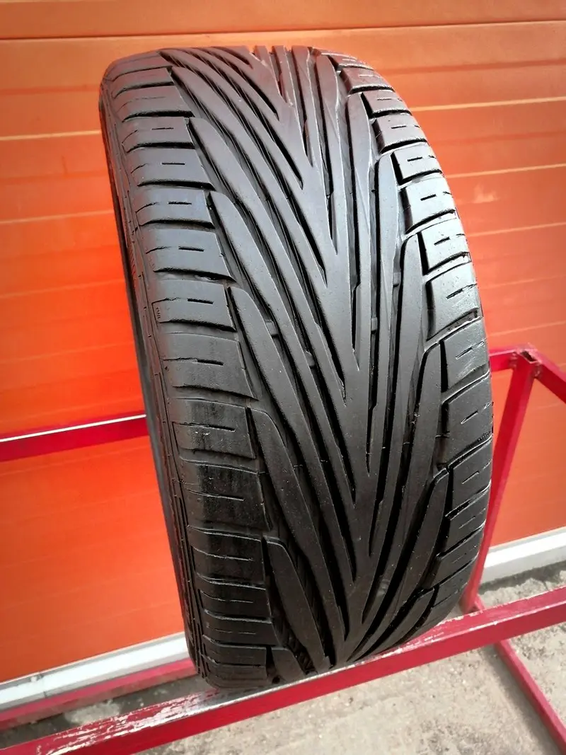 Б/у шина 235/40 R18 Uniroyal Rain Sport 2