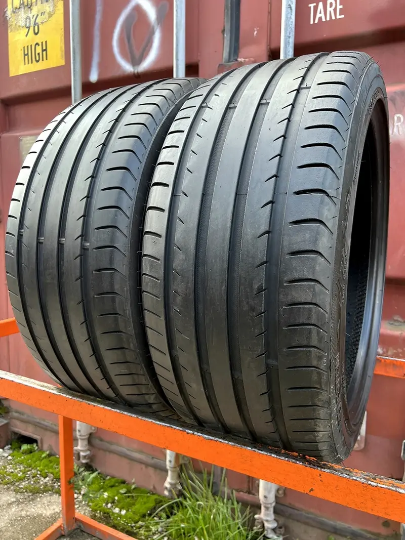 Пара б/у шин 235/40 R18 Vredestein Ultrac Cento