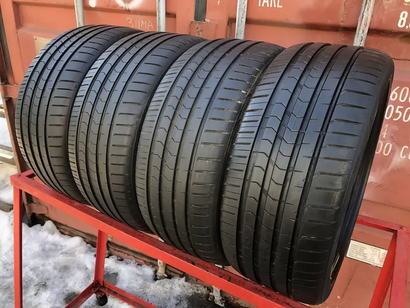 Комплект б/у шин 235/40 R18 Vredestein Ultrac Satin