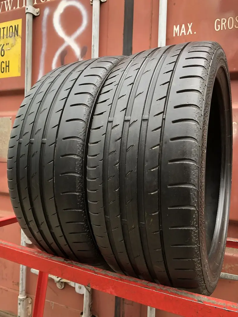 Пара б/у шин 235/40 R19 Continental ContiSportContact 3