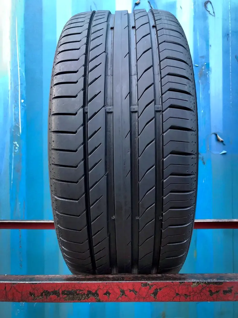 Б/у шина 235/40 R19 Continental ContiSportContact 5 P