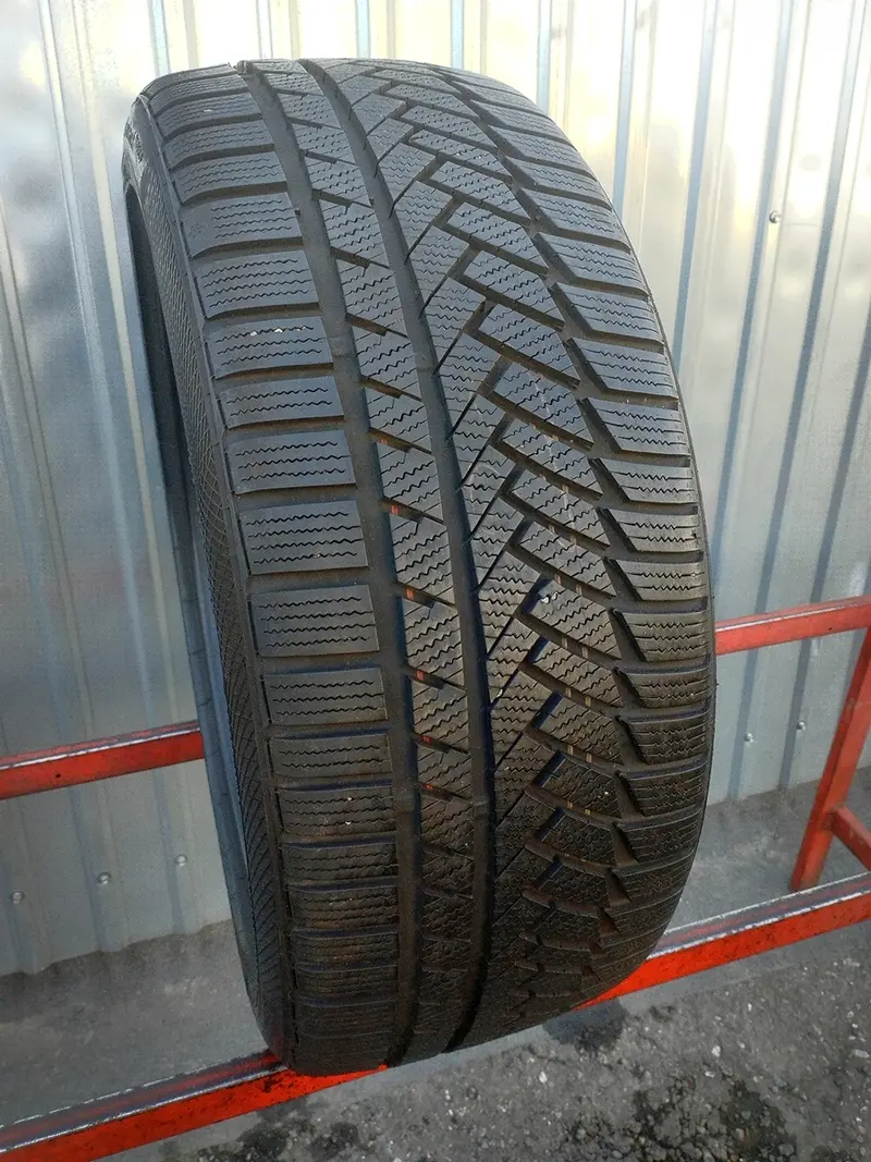 Б/у шина 235/40 R19 Continental ContiWinterContact TS 850 P