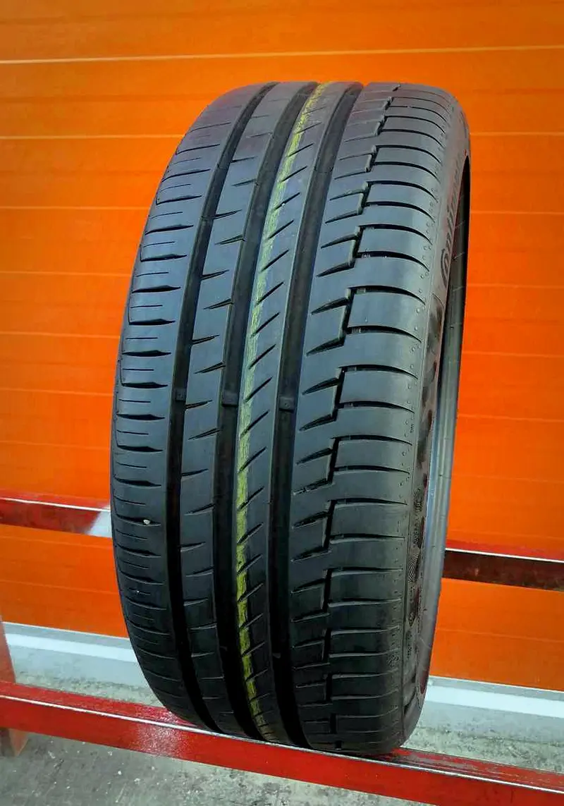 Б/у шина 235/40 R19 Continental PremiumContact 6
