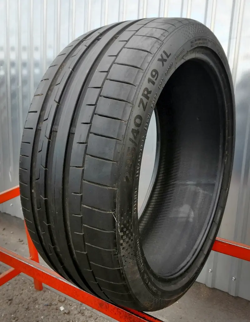 Б/у шина 235/40 R19 Continental SportContact 6