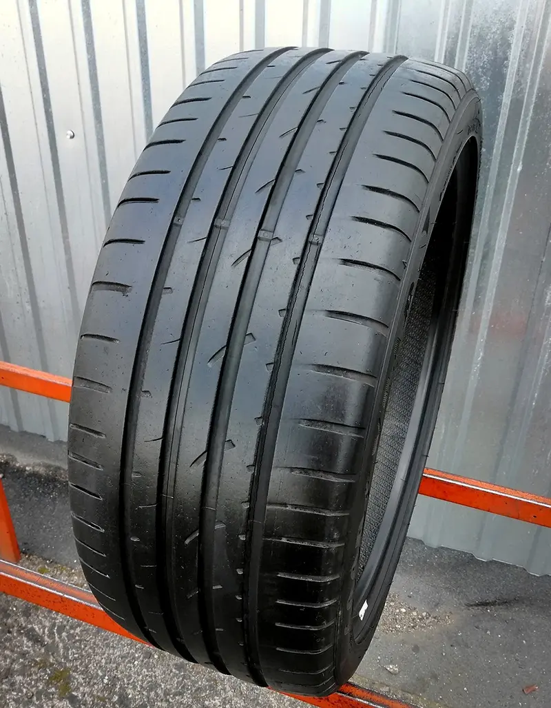 Б/у шина 235/40 R19 Goodyear Eagle F1 Asymmetric 2