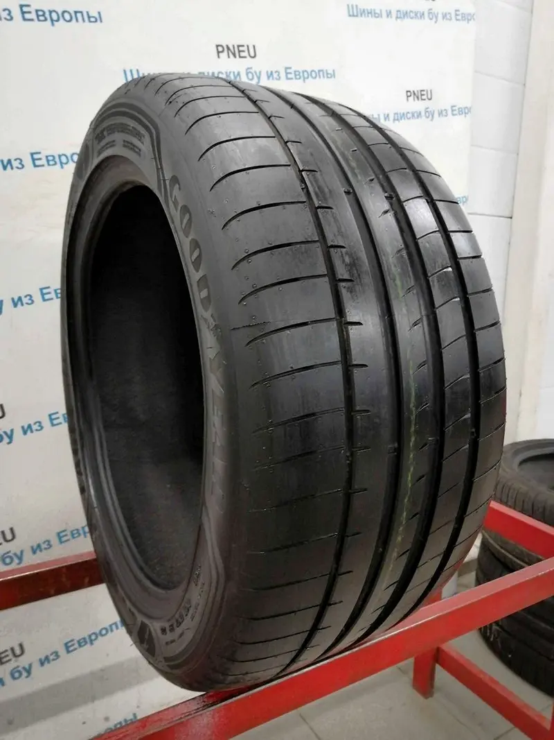 Б/у шина 235/40 R19 Goodyear Eagle F1 Asymmetric 3