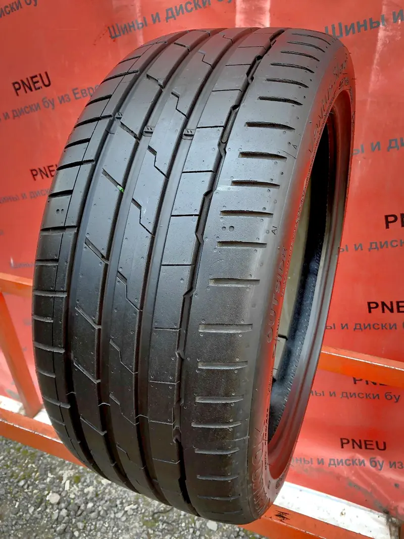 Б/у шина 235/40 R19 Hankook Ventus S1 Evo3 K127A