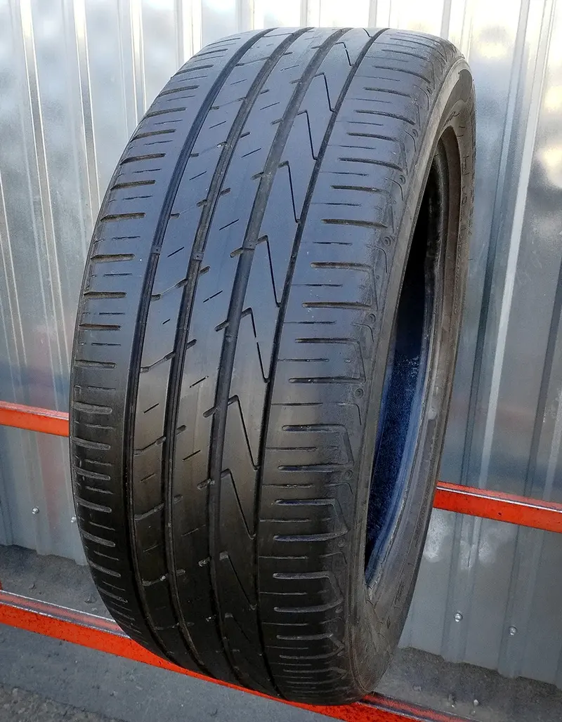 Б/у шина 235/40 R19 Hankook Ventus S1evo 2 K117