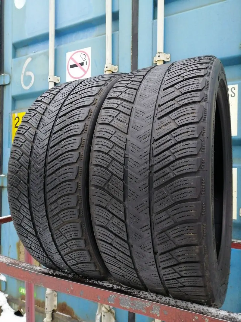 Пара б/у шин 235/40 R19 Michelin Pilot Alpin PA 4