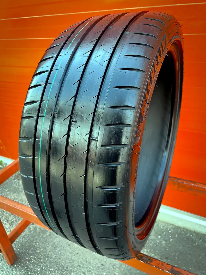 Новая шина 235/40 R19 Michelin Pilot Sport 4 S, фото 1