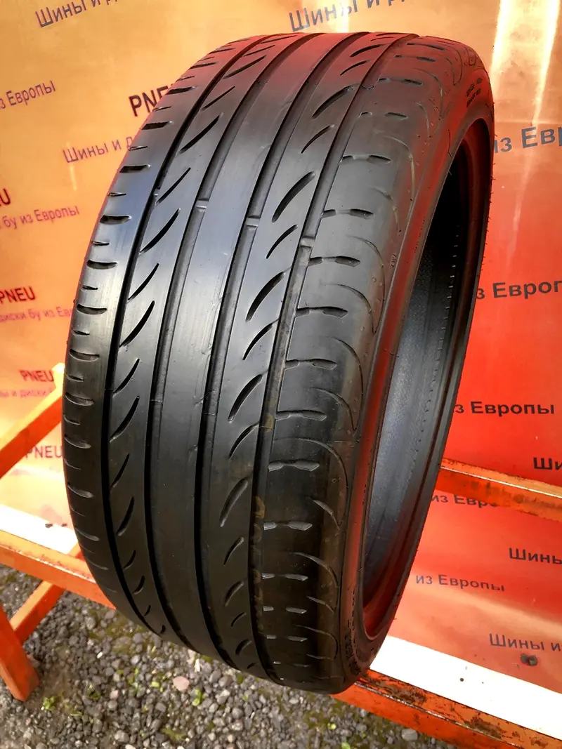 Б/у шина 235/40 R19 Pirelli P Zero Nero GT
