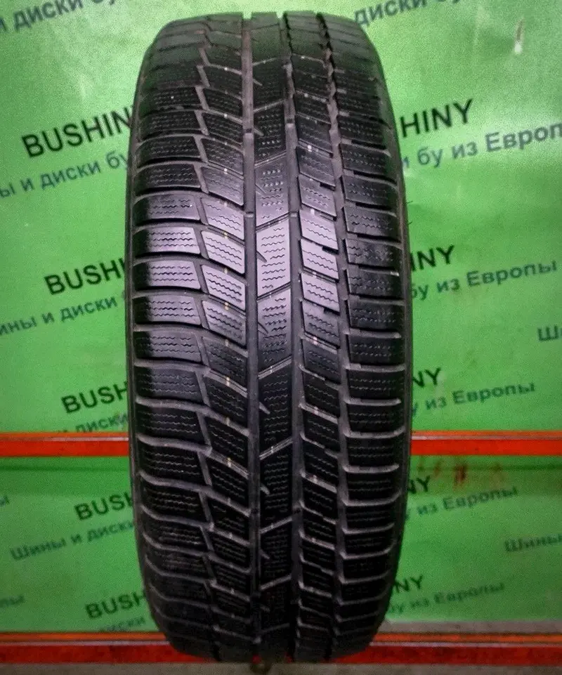 Б/у шина 235/40 R19 Toyo Snowprox S954
