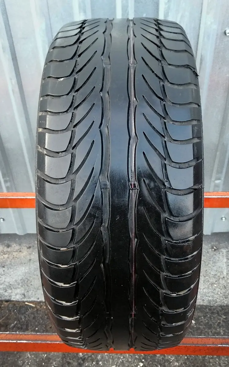 Б/у шина 235/45 R17 Barum Bravuris