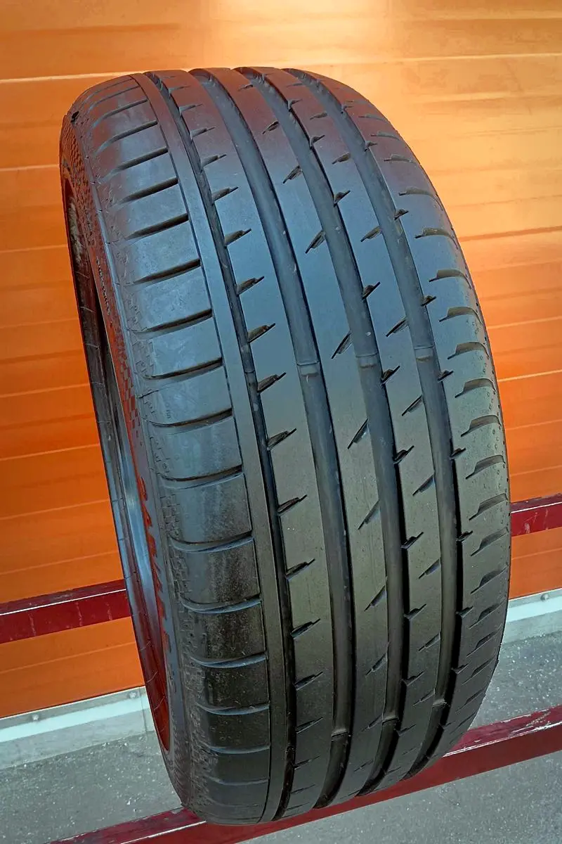 Б/у шина 235/45 R17 Continental ContiSportContact 3
