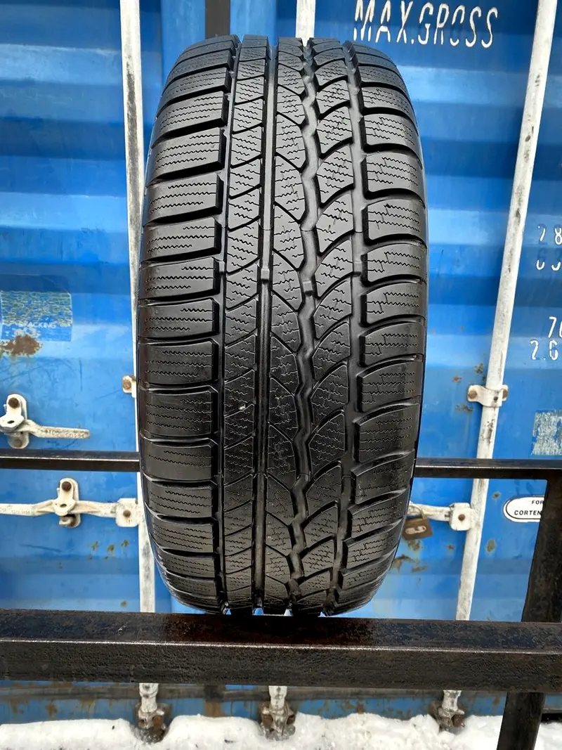 Б/у шина 235/45 R17 Continental ContiWinterContact TS 790V