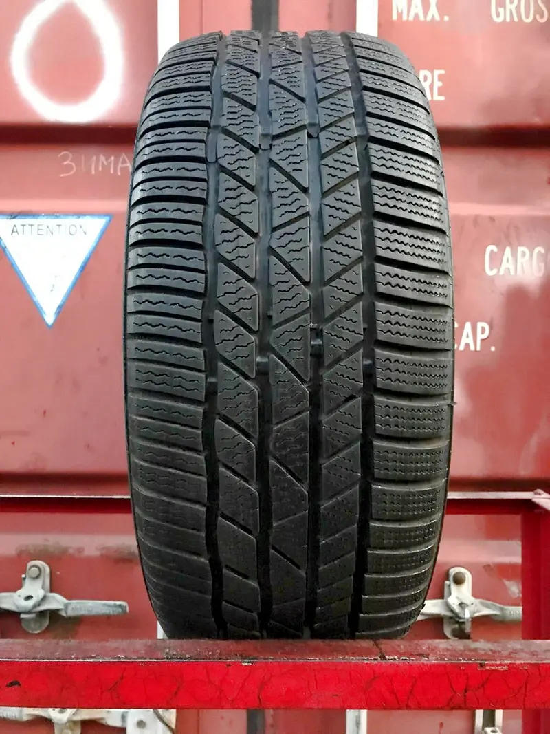 Б/у шина 235/45 R17 Continental ContiWinterContact TS 830 P