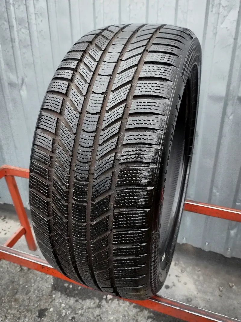 Б/у шина 235/45 R17 Continental ContiWinterContact TS 870 P