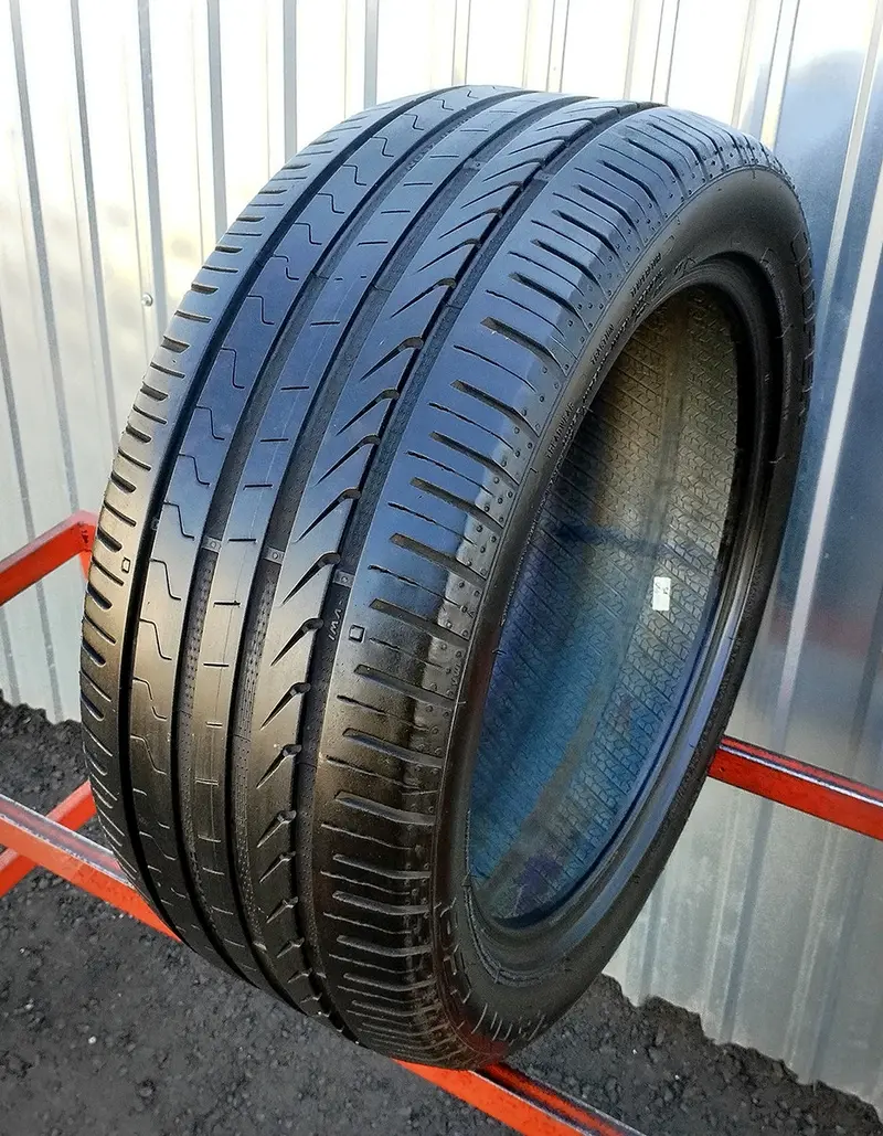 Б/у шина 235/45 R17 Cooper Zeon CS8