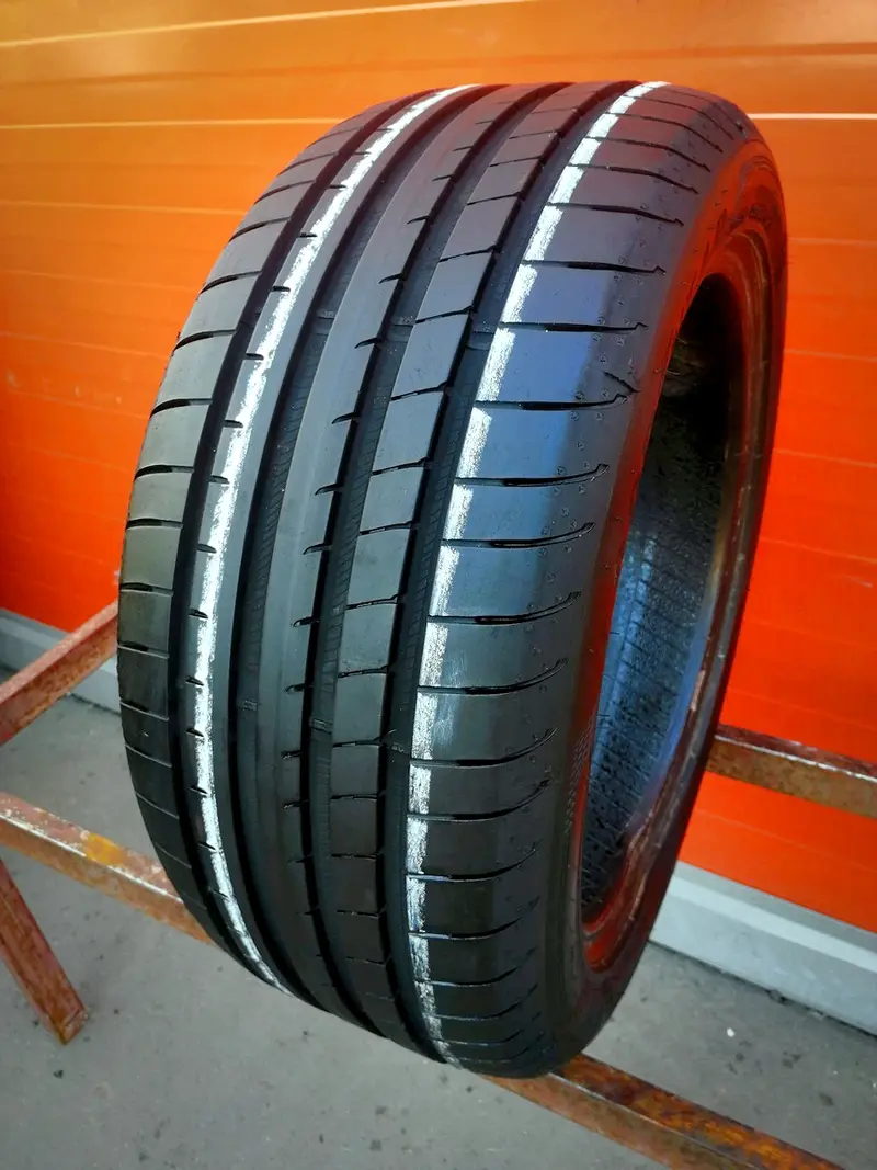 Б/у шина 235/45 R17 Goodyear Eagle F1 Asymmetric 5
