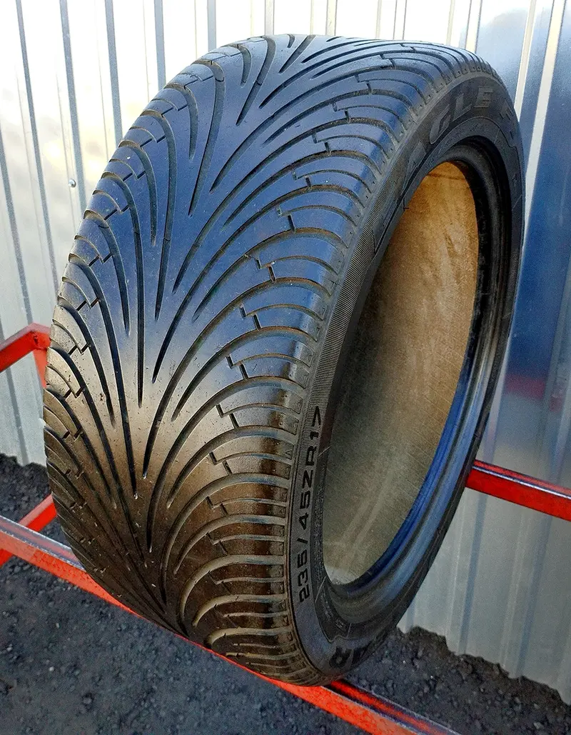 Б/у шина 235/45 R17 Goodyear Eagle F1 GS-D2, фото 1