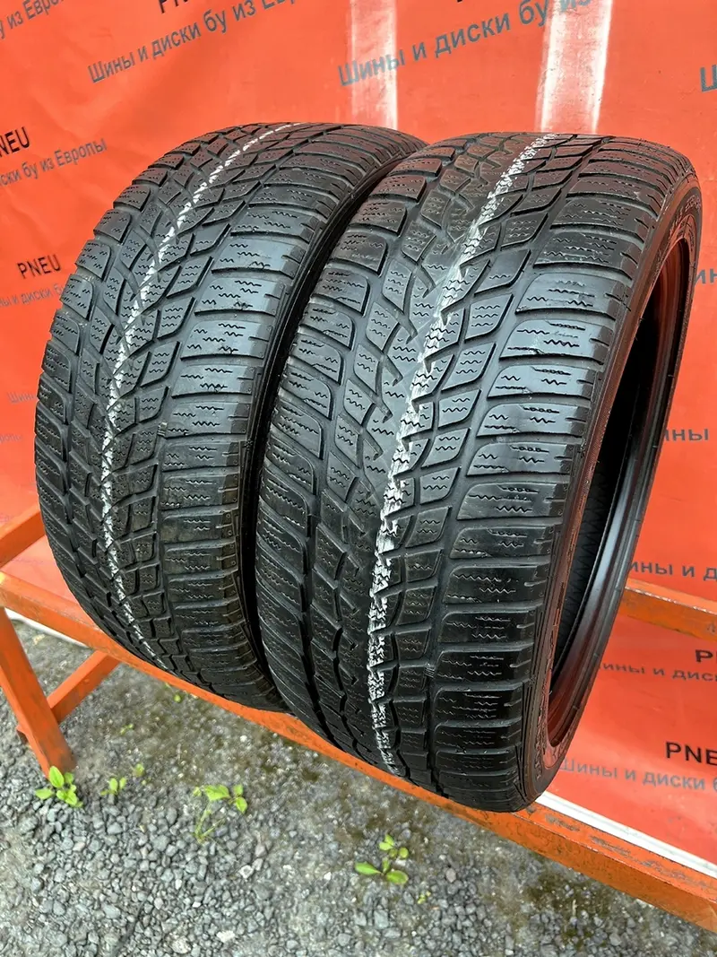 Пара б/у шин 235/45 R17 Goodyear Ultra Grip Performance 2
