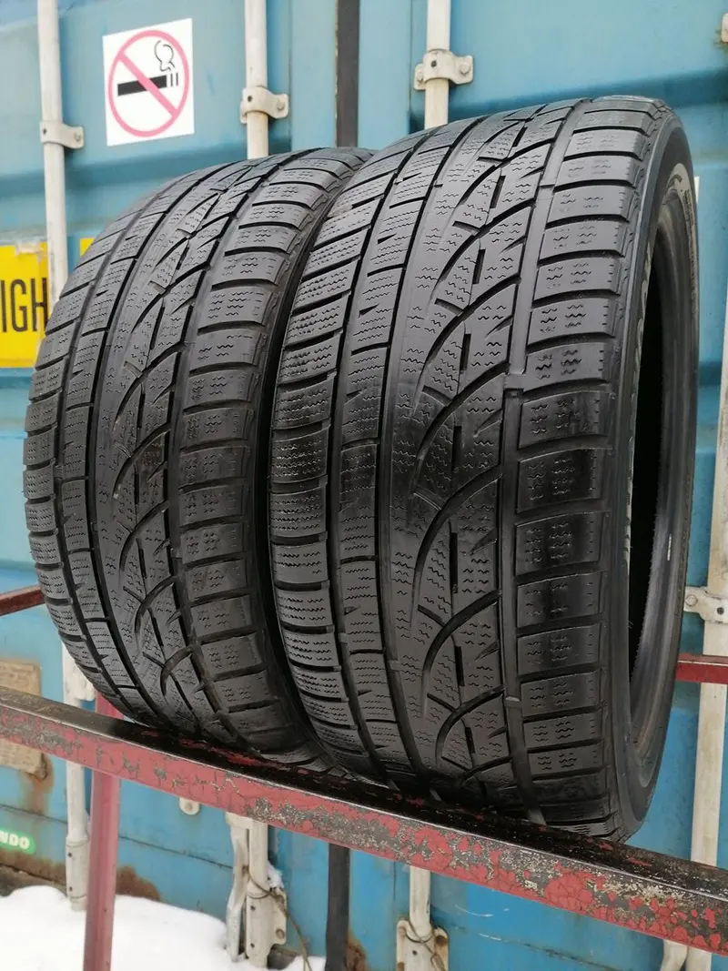 Пара б/у шин 235/45 R17 Hankook Winter I Cept Evo W310, фото 1