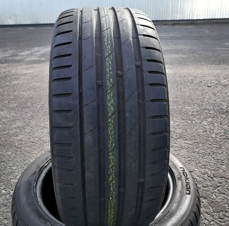 Б/у шина 235/45 R17 Nokian Z G2