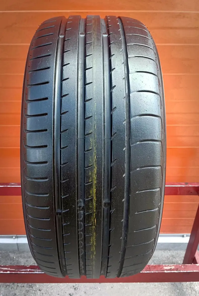 Б/у шина 235/45 R17 Yokohama Advan Sport V105