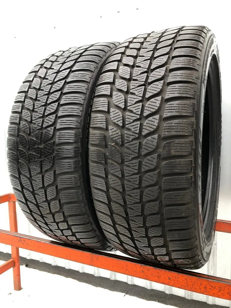 Пара б/у шин 235/45 R18 Bridgestone Blizzak LM25