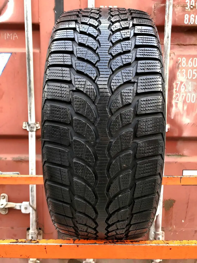 Б/у шина 235/45 R18 Bridgestone Blizzak LM32