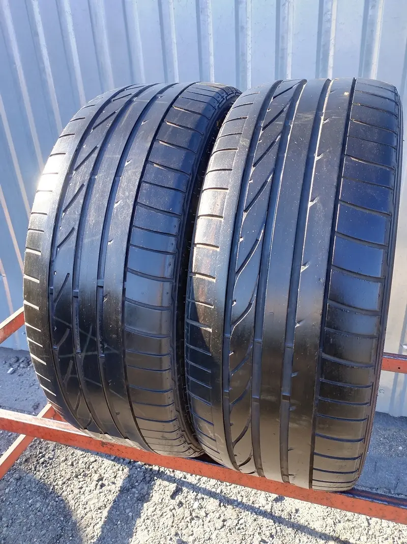 Пара б/у шин 235/45 R18 Bridgestone Potenza RE 050A