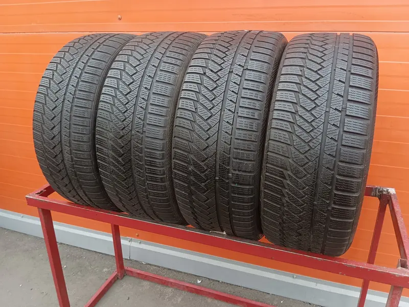 Комплект б/у шин 235/45 R18 Continental ContiWinterContact TS 850 P