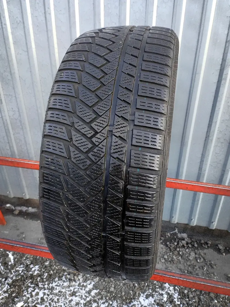 Б/у шина 235/45 R18 Continental ContiWinterContact TS 850 P