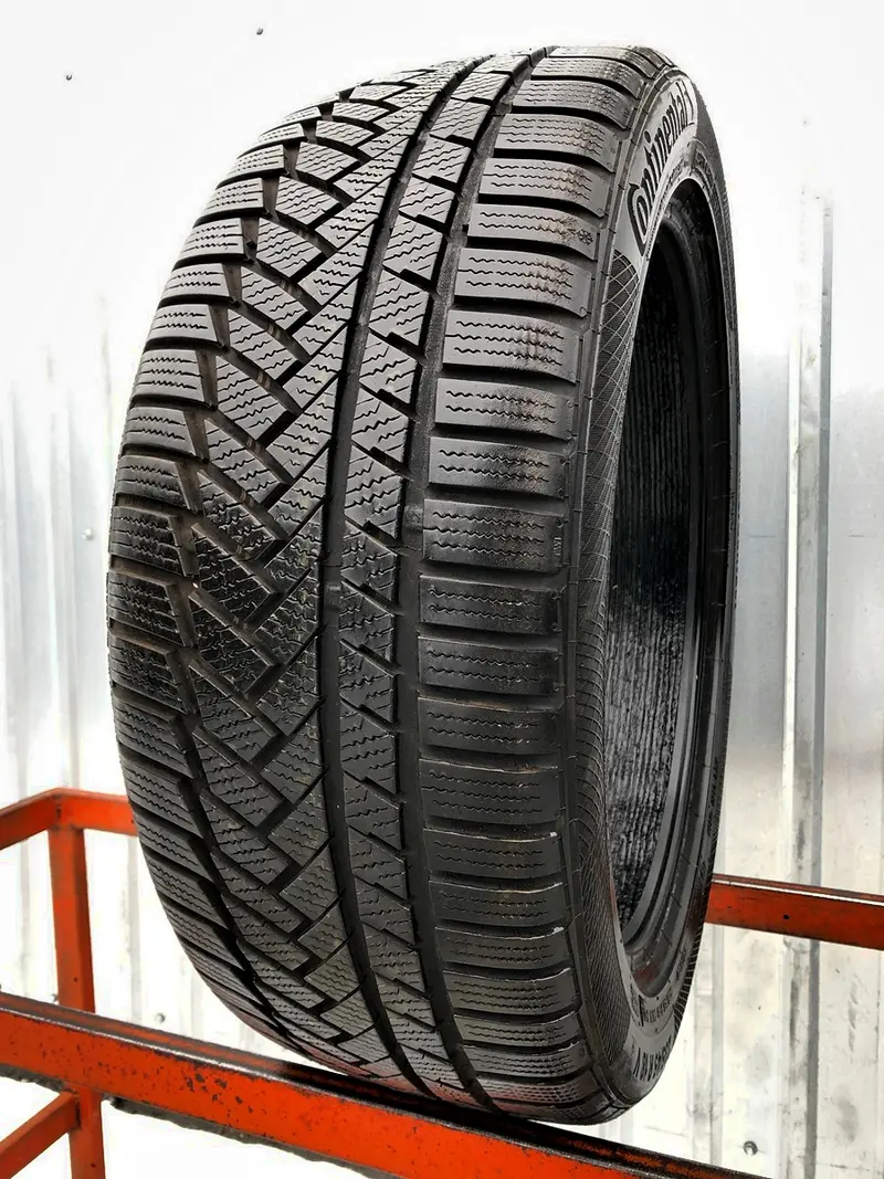 Б/у шина 235/45 R18 Continental ContiWinterContact TS 850 P