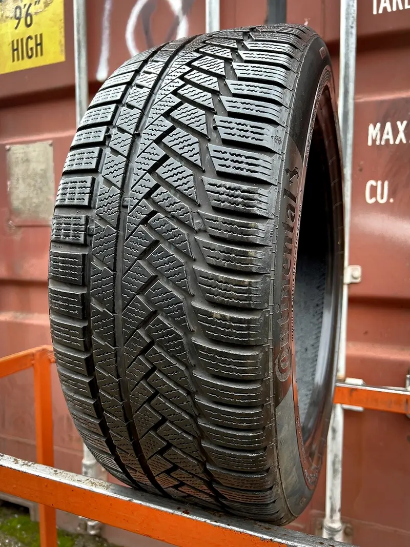 Б/у шина 235/45 R18 Continental ContiWinterContact TS 850 P, фото 1