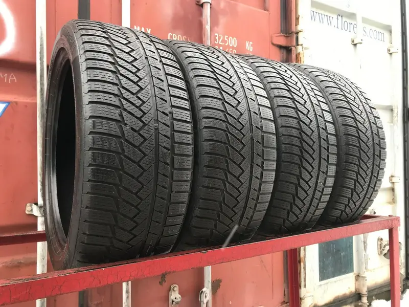 Комплект б/у шин 235/45 R18 Continental ContiWinterContact TS 850 P