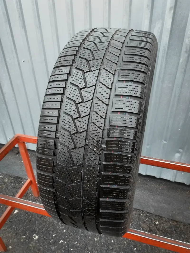 Б/у шина 235/45 R18 Continental ContiWinterContact TS 860S