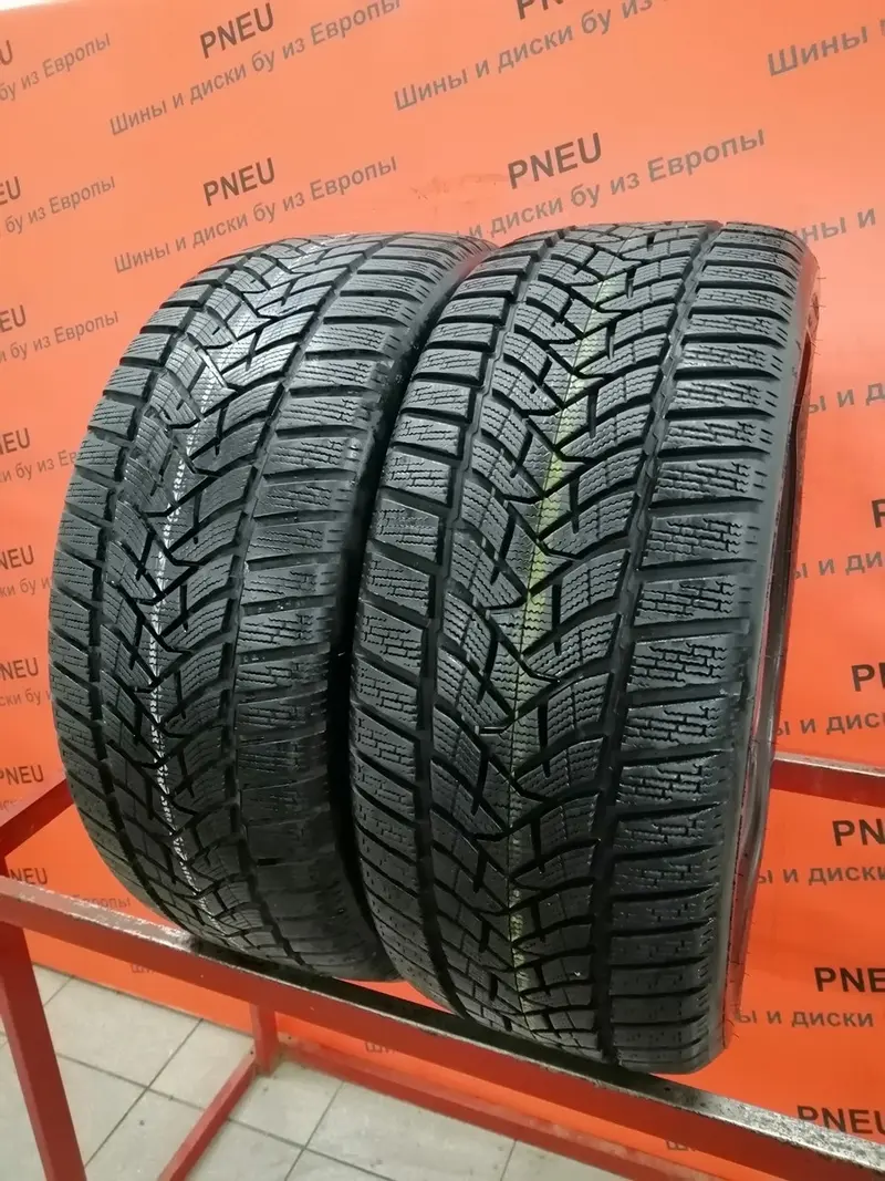 Пара б/у шин 235/45 R18 Dunlop Winter Sport 5