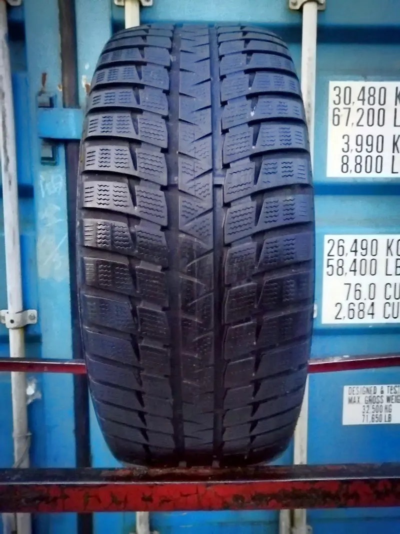 Б/у шина 235/45 R18 Falken Eurowinter HS-449