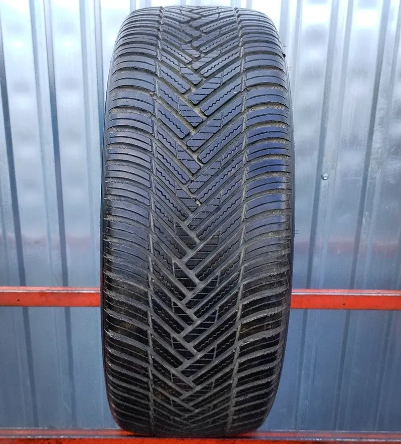 Б/у шина 235/45 R18 Hankook Kinergy 4S2 H750