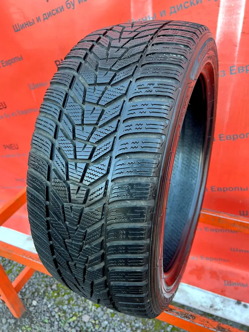 Б/у шина 235/45 R18 Hankook Winter I cept Evo3 W330
