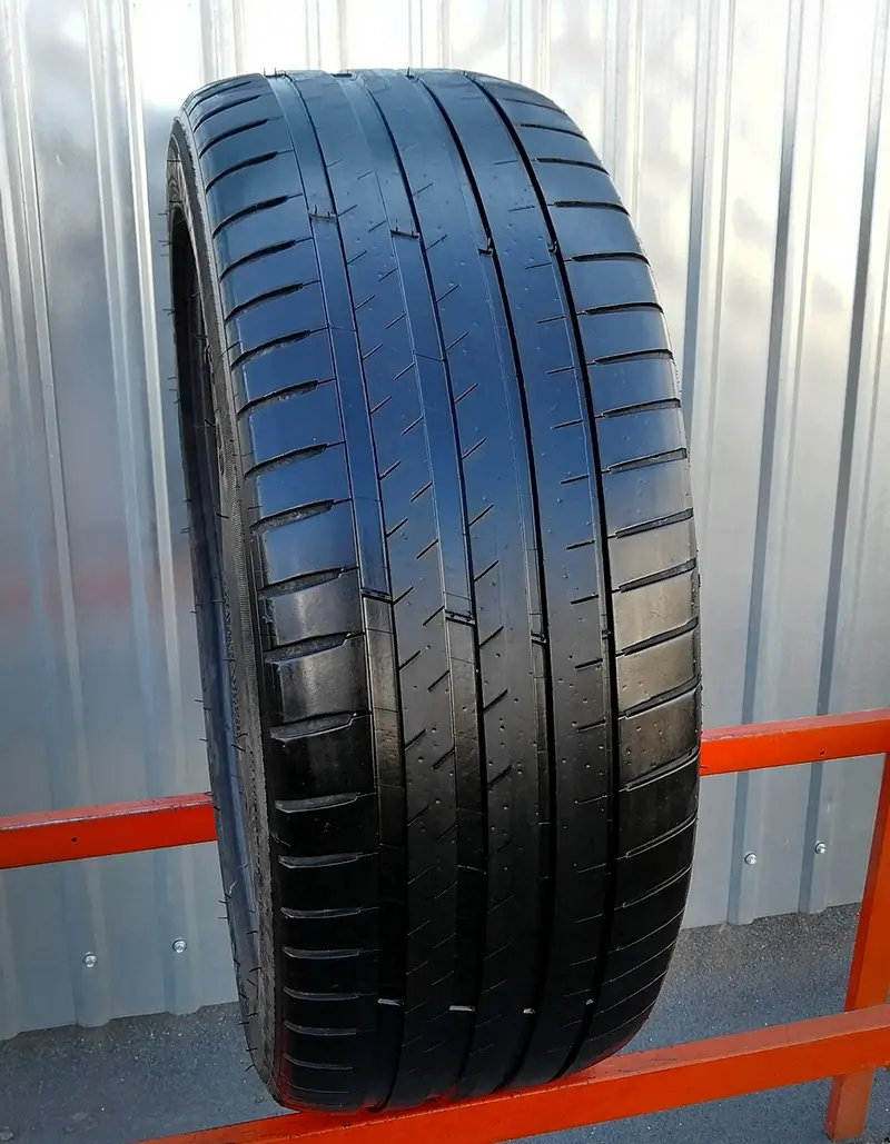 Б/у шина 235/45 R18 Michelin Pilot Sport 4