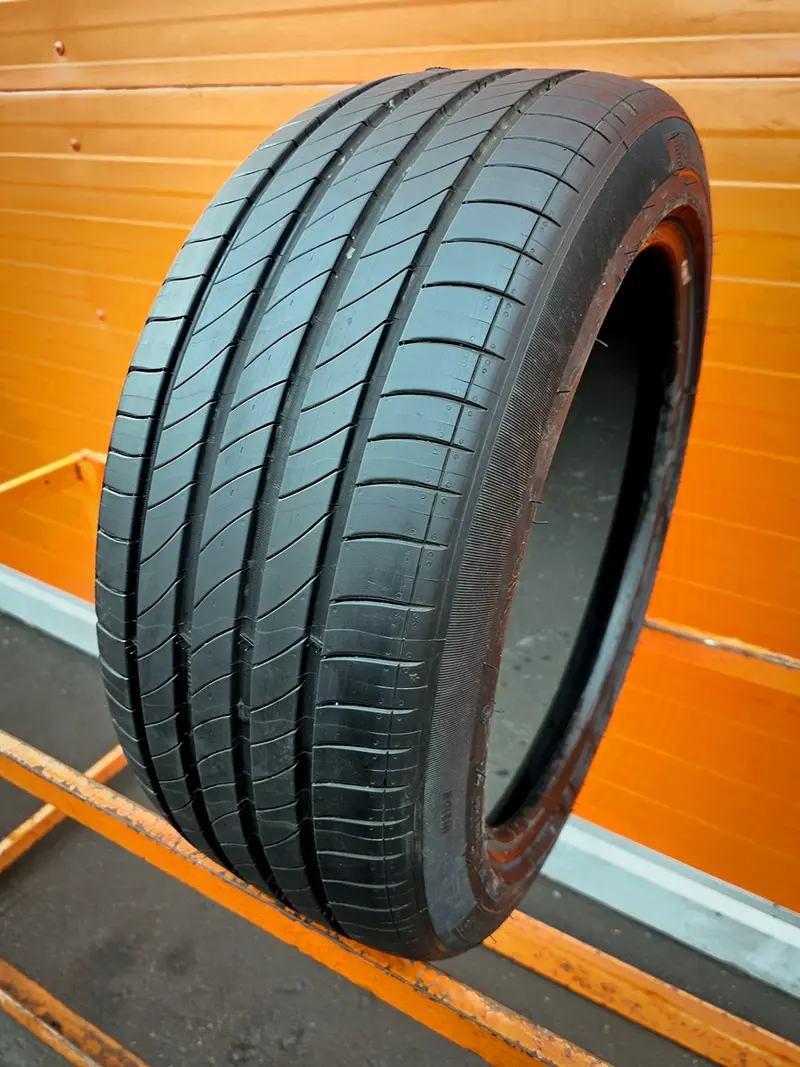 Б/у шина 235/45 R18 Michelin e.Primacy