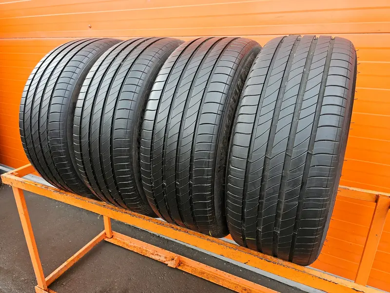 Комплект б/у шин 235/45 R18 Michelin e.Primacy