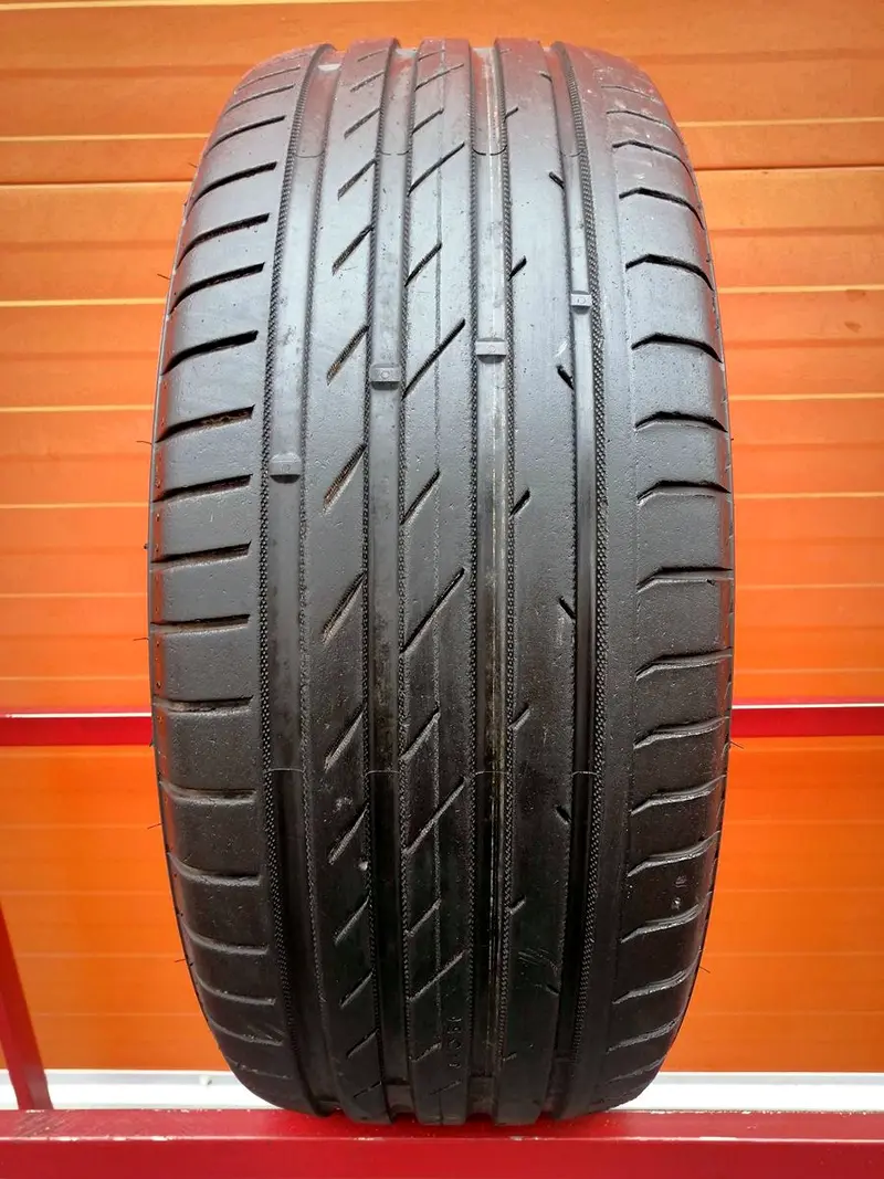 Б/у шина 235/45 R18 Nokian zLine, фото 1