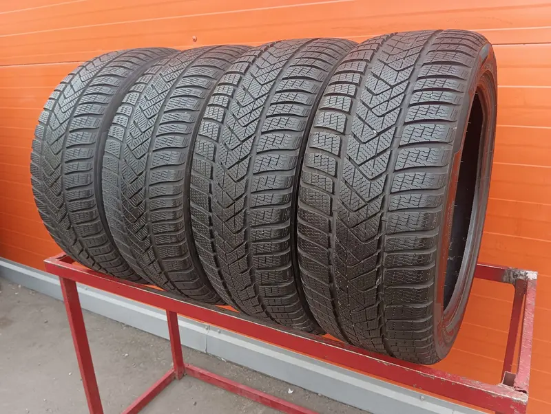 Комплект б/у шин 235/45 R18 Pirelli Winter Sottozero 3, фото 1