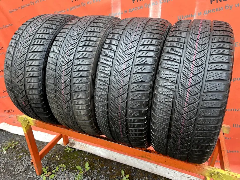 Комплект б/у шин 235/45 R18 Pirelli Winter Sottozero 3